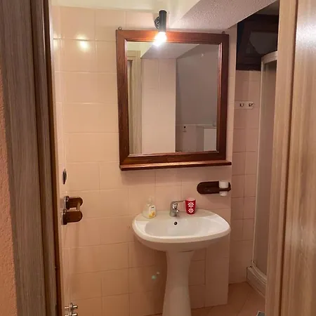 Nelle Langhe דירה נובלו