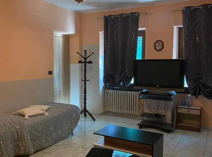 Nelle Langhe Apartment *